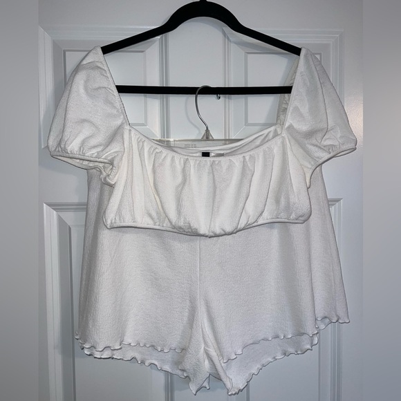 H&M Textured Set - Picture 7 of 9